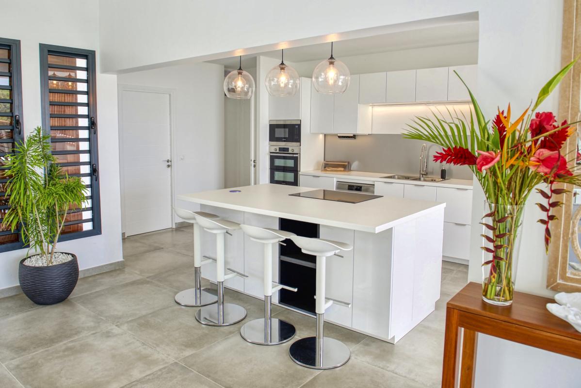 14.Location villa piscine vue mer Sainte Anne Guadeloupe